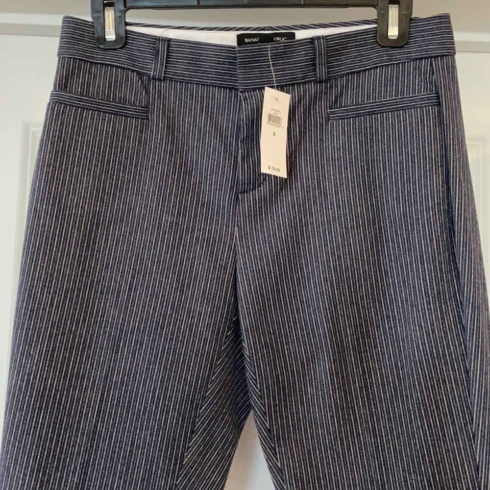 NWT BANANA REPUBLIC JACKSON FIT PANTS BLUE WITH WHITE STRIPES